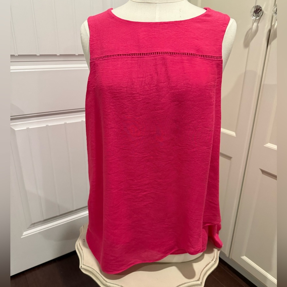 Cristina B Women’s Size Medium Fuchsia Lined Sleeveless Blouse Business Casual